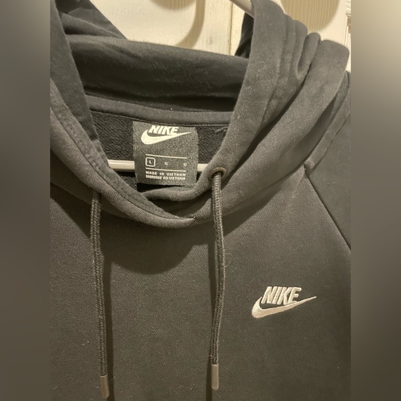 Like new Nike hoodie - Picture 3 of 3